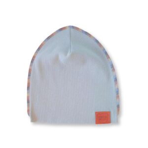 chłopięca błękitna czapka wiosenna