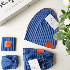 niebieska czapka chłopięca na wiosnę strojmisie (2)