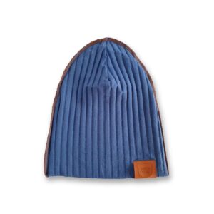 niebieska czapka chłopięca na wiosnę strojmisie