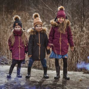 karmelowa Organiczna Czapka z Pomponem