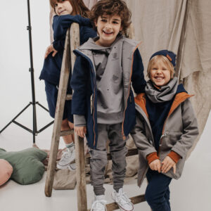 szara chłopięca bluza