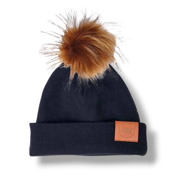 czarna czapka z pomponem bawełniana strojmisie