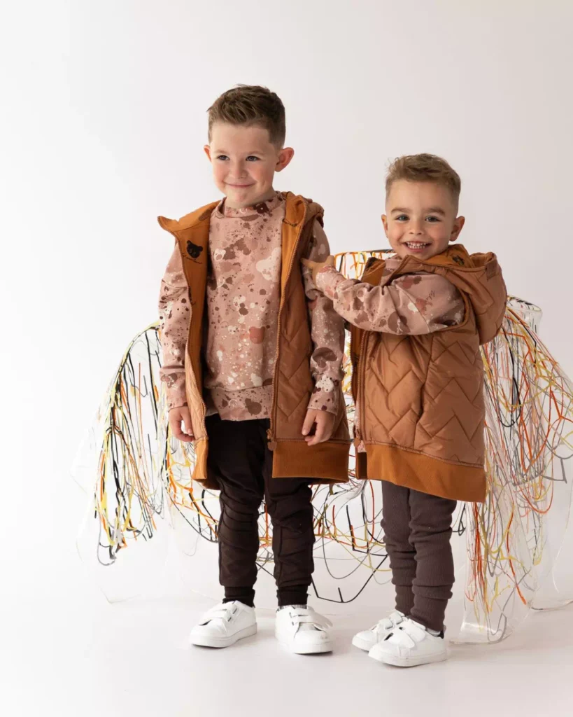 karmelowa dziecięca kamizelka pikowana przedłużana