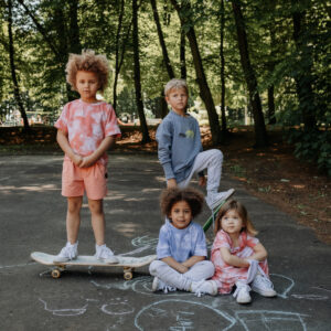 brzoskwiniowy t-shirt cloudy