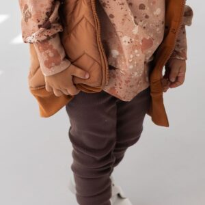 czekoladowe legginsy spodnie z prążka