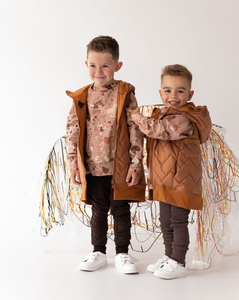 czekoladowe legginsy spodnie z prążka