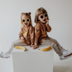 DZIECIĘCA BLUZA Z HAFTEM (2)