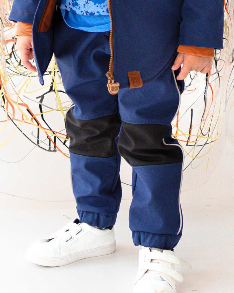 granatowe chłopięce spodnie softshell