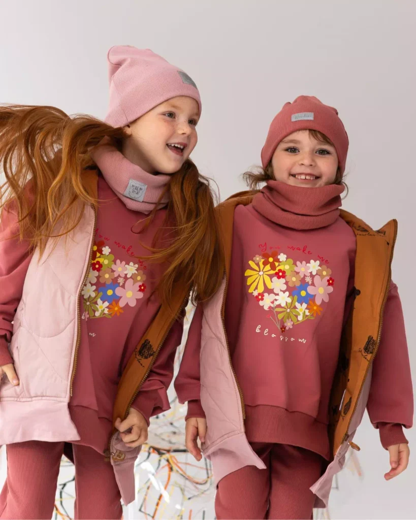 jasno różowa kamizelka pikowana