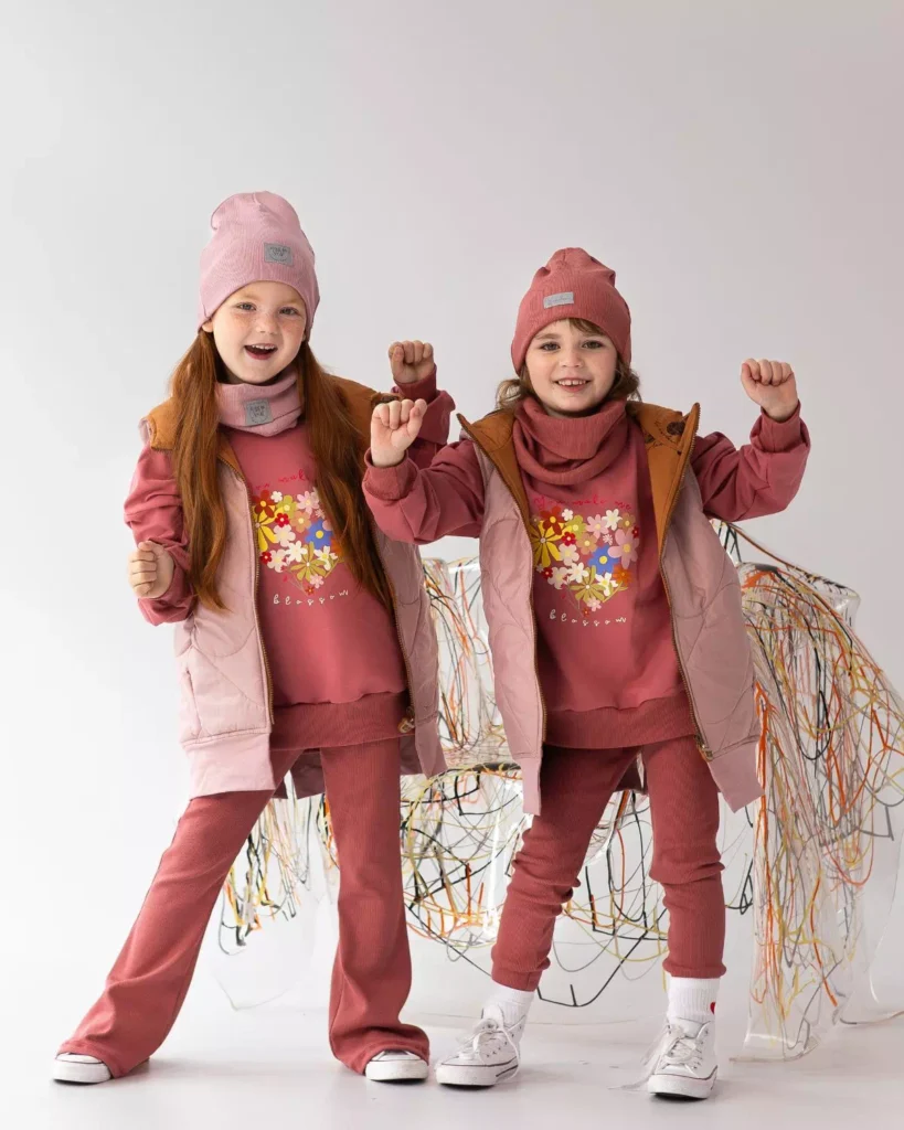 jasno różowa kamizelka pikowana