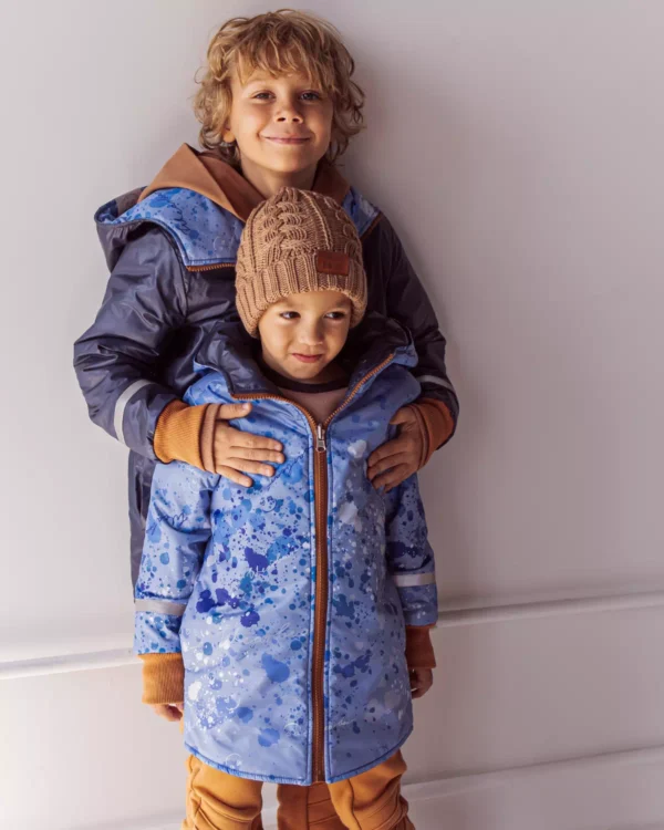 granatowa-dwustronna-kurtka-zimowa-chlopieca-z-odblaskami