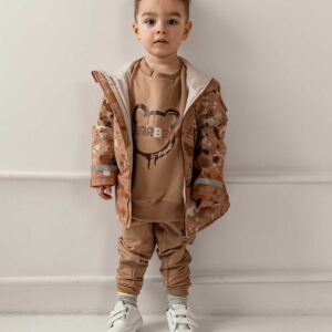 beżowe spodnie z wzmocnieniami na kolanach dla przedszkolaka (3)