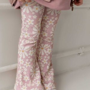 dzwony dziewczęce stokrotki