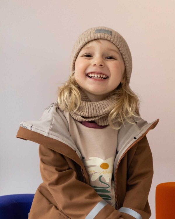 beżowa czapka merino dla dzieci i dorosłych