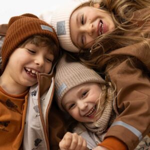 beżowa czapka merino dla dzieci i dorosłych