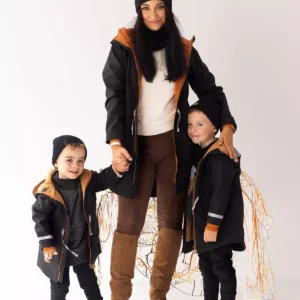 czarna dziecięca parka softshell z odblaskiem