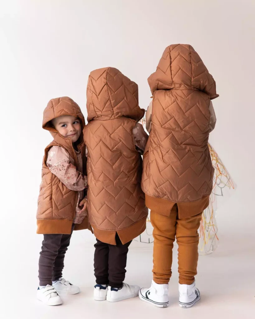 czekoladowe spodnie ze wzmocnieniami na kolanach