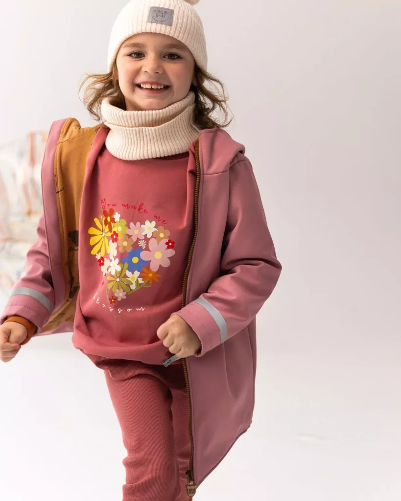 truskawkowe różowe legginsy dziewczęce