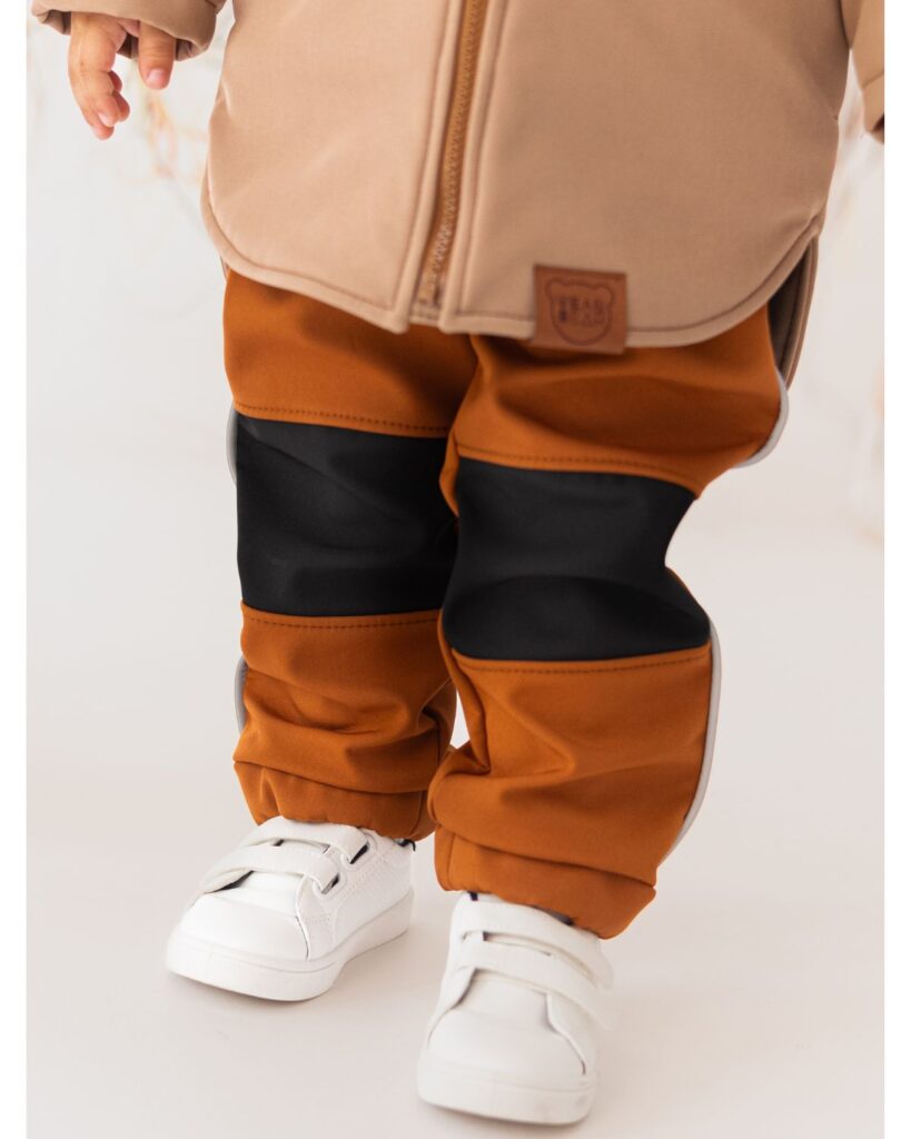 karmelowe spodnie softshellowe dziecięce