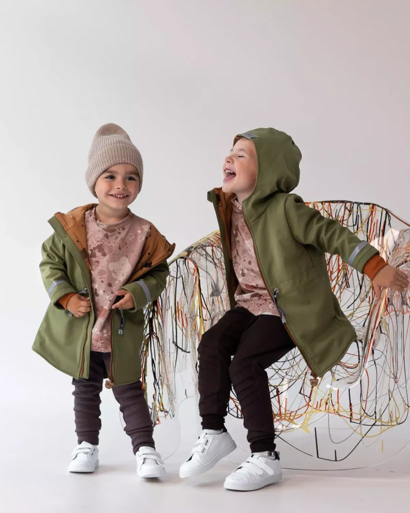 khaki parka dziecięca softshell z odblaskami