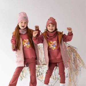 różowa bluza dziewczęca z nadrukiem