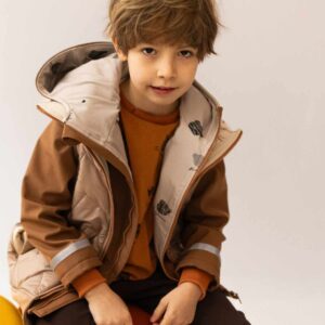 ciemno beżowa kurtka wiosenna dziecięca softshell