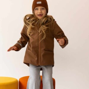 ciemno beżowa kurtka wiosenna dziecięca softshell