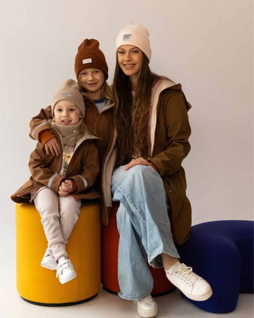 damska ciemno bezowa parka softshell wiosenna