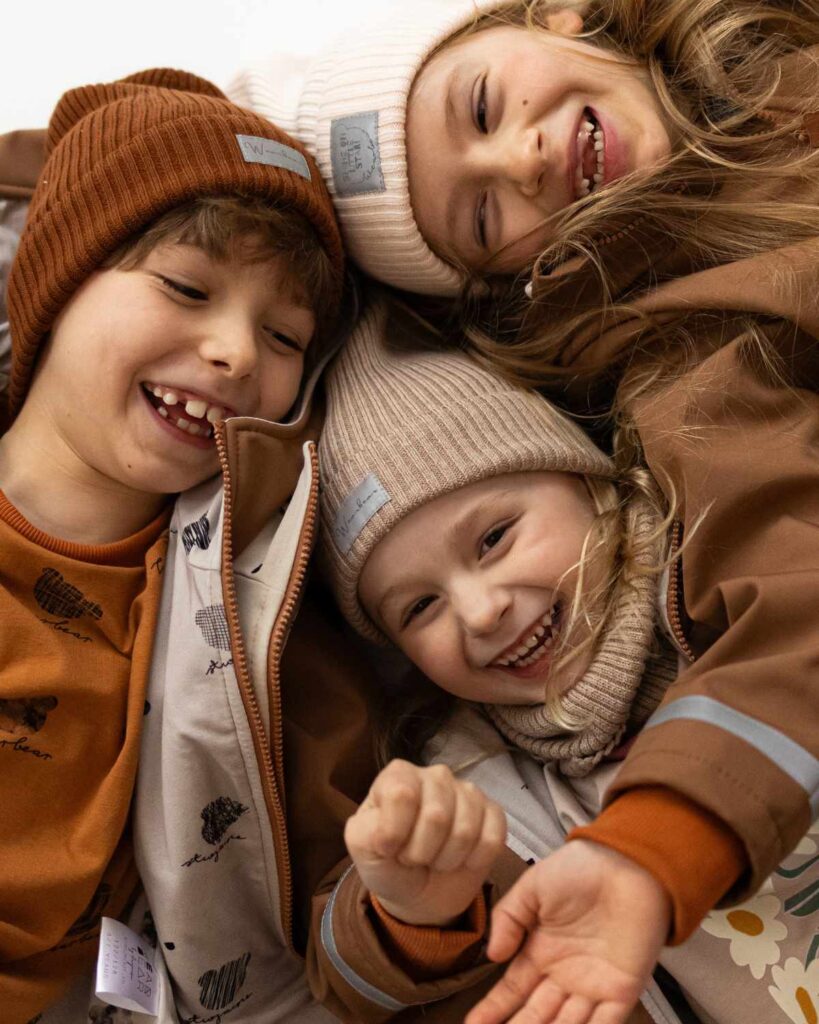 karmelowy tshirt dziecięcy w nadruk wearbear