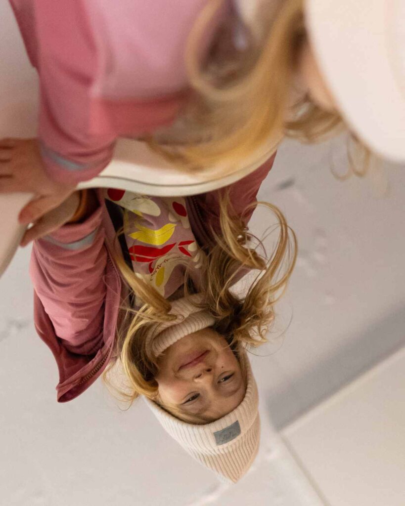 różowa dziewczęca wodoodporna kurtka lightshell