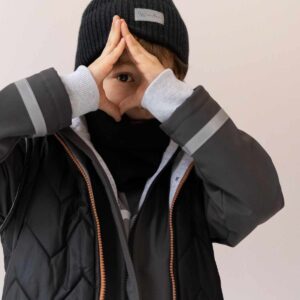 szara kurtka wiosenna softshell z odblaskiem