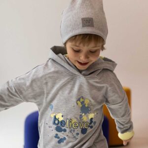 szara wiosenna czapka dziecięca bawełniana