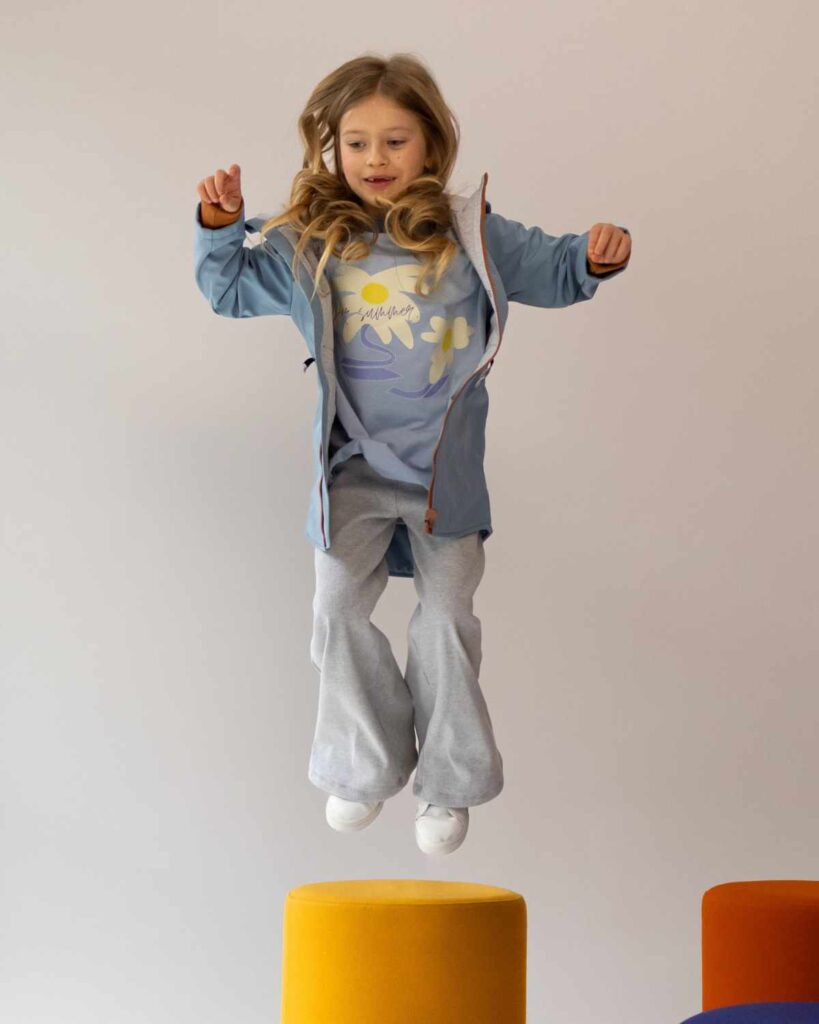 szare spodnie z szeroką nogawką rib